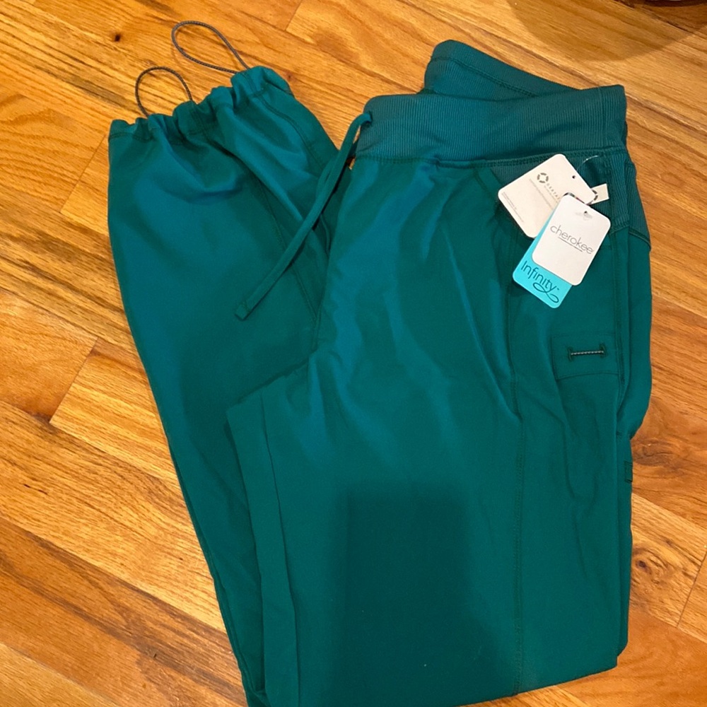 Cherokee Infinity Women’s Joggers